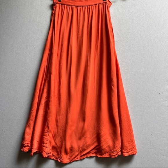 COS 100% Viscose Elegant Orange A line Women's Skirt Sz 2 - Picture 1 of 10